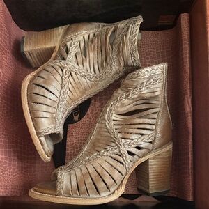 FreeBird BELA Sz 8 Taupe Braided Tan Ankle Boot/Sandals RARE